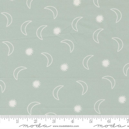 To The Moon and Back in Grass with Moon yardage